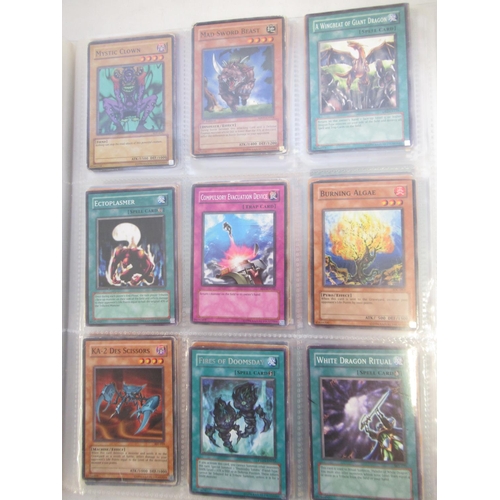 1454 - Collection of Yu-Gi-Oh! trading cards loose and in a folder (approx. 490)