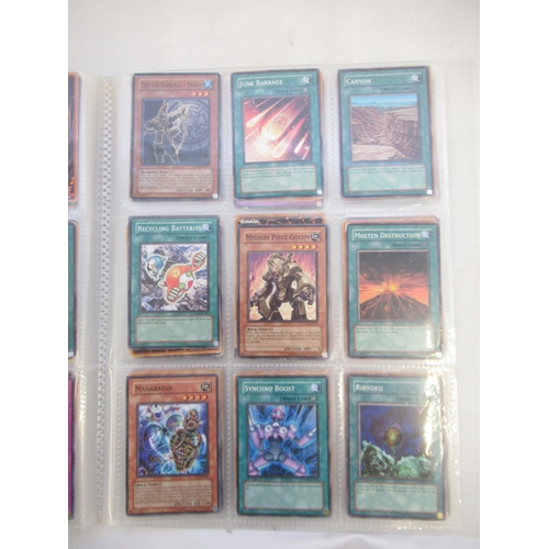 1454 - Collection of Yu-Gi-Oh! trading cards loose and in a folder (approx. 490)