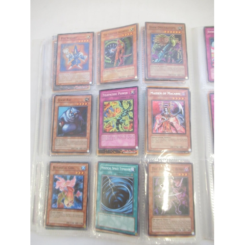 1454 - Collection of Yu-Gi-Oh! trading cards loose and in a folder (approx. 490)