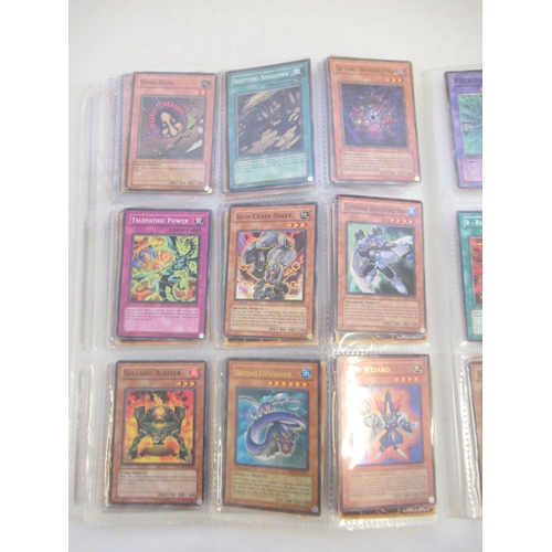 1454 - Collection of Yu-Gi-Oh! trading cards loose and in a folder (approx. 490)