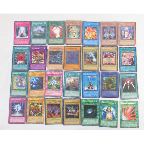 1454 - Collection of Yu-Gi-Oh! trading cards loose and in a folder (approx. 490)