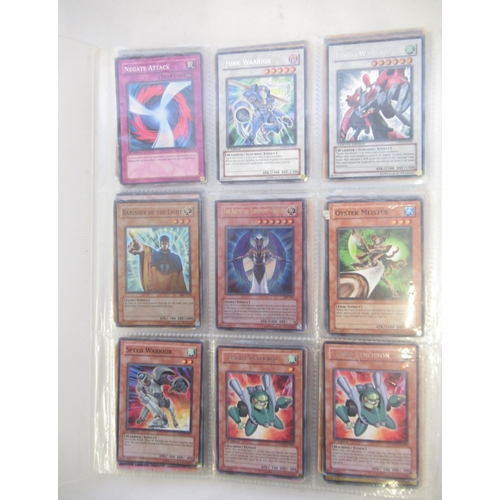 1454 - Collection of Yu-Gi-Oh! trading cards loose and in a folder (approx. 490)