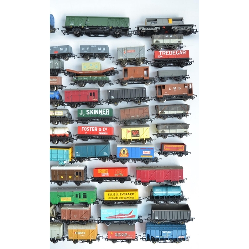 1160 - Extensive collection of mostly OO gauge previously run goods wagons, various manufacturers to includ... 