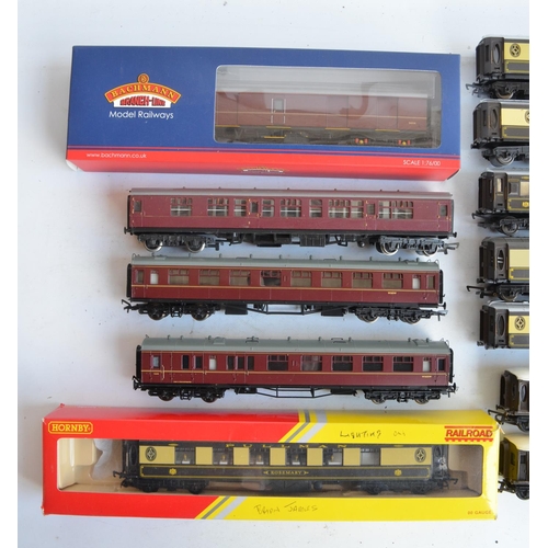 1161 - Collection of mostly unboxed OO/HO gauge railway models to include Lima Class 117 3-car DMU in BR wh... 