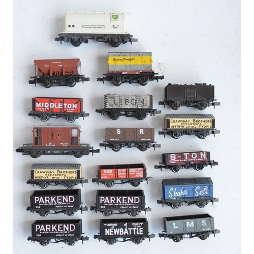 1164 - Collection of N gauge goods wagons and accessories to include 17 boxed wagons, mostly from Graham Fa... 