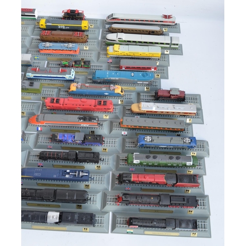 1166 - Extensive N gauge static plastic locomotive models from Del Prado, models in generally excellent con... 