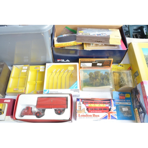 1170 - Collection of OO/HO gauge railway accessories from Faller, Hornby, Noch, Brawa, Preiser etc includin... 