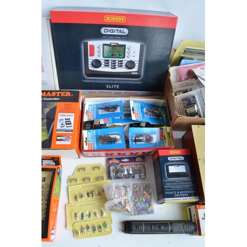 1173 - Collection of model railway accessories to include digital train controllers, Hornby Rolling Road, O... 