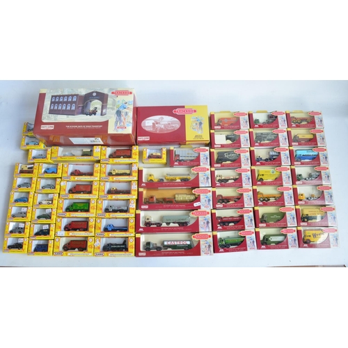 1189 - Collection of boxed 1/76 scale (OO gauge) diecast model vehicles and sets to include 26x Lledo limit... 