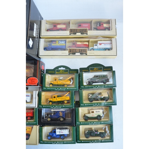 1204 - Collection of diecast model vehicles from Lledo, Matchbox, Polistil, Corgi etc including Corgi 342 T... 