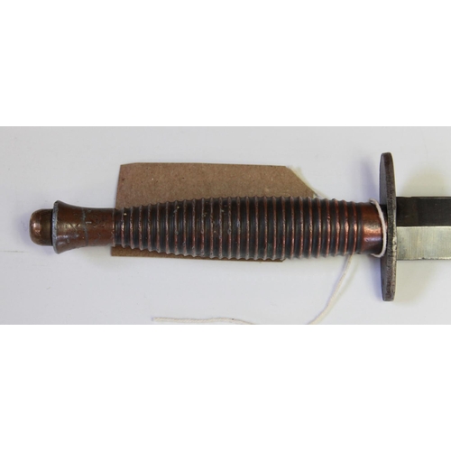 351 - Fairbairn-Sykes WWII period 3rd pattern . Copper plated zinc alloy grip, large brass domed pommel nu... 