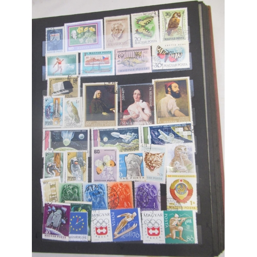 835 - 6 folders cont. c20th stamps from Hungary, North Korea, Russia, Space, etc.