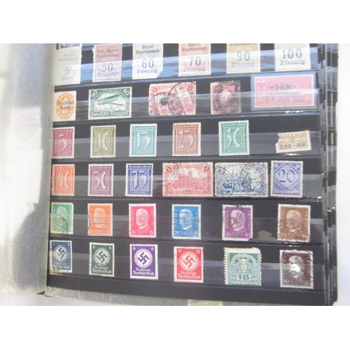 837 - 6 folders cont. assorted International c20th stamps