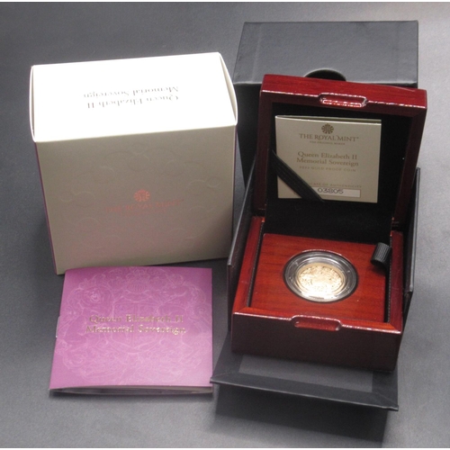 604 - Royal Mint - Queen Elizabeth II Memorial Sovereign, encapsulated in case with original box and COA