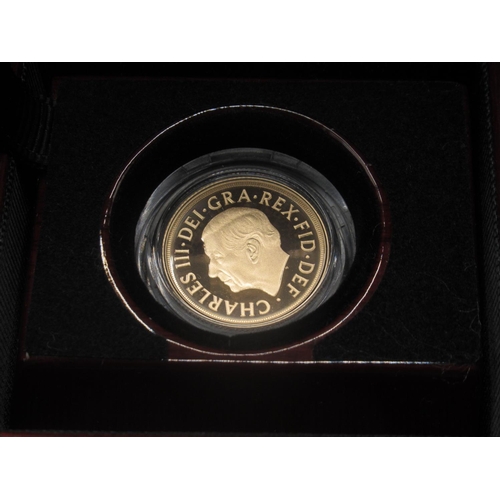 604 - Royal Mint - Queen Elizabeth II Memorial Sovereign, encapsulated in case with original box and COA