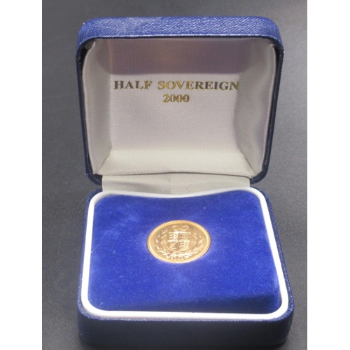 630 - Elizabeth II 2002 Half-Sovereign in case