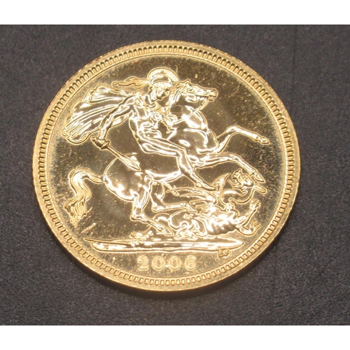 631 - Elizabeth II 2006 Half-Sovereign in case