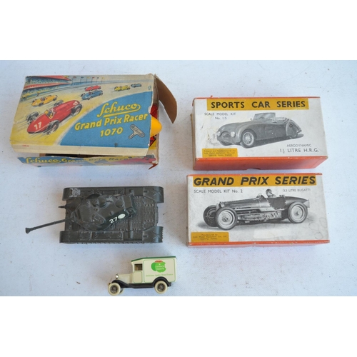 1207 - Vintage Schuco 1070 metal Grand Prix Racer (made in US zone, Germany) in good working order with wor... 