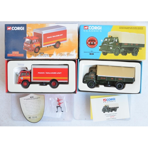 1212 - Thirty one boxed diecast emergency vehicles and vehicle sets from Corgi, Lledo and Ixo, mostly 1/43 ... 