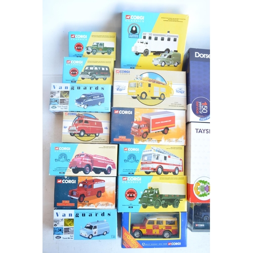 1212 - Thirty one boxed diecast emergency vehicles and vehicle sets from Corgi, Lledo and Ixo, mostly 1/43 ... 