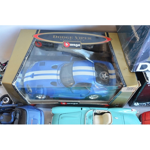 1225 - Collection of mostly 1/18 scale diecast model cars from Maisto, Burago, Mira etc. to include 4 boxed... 