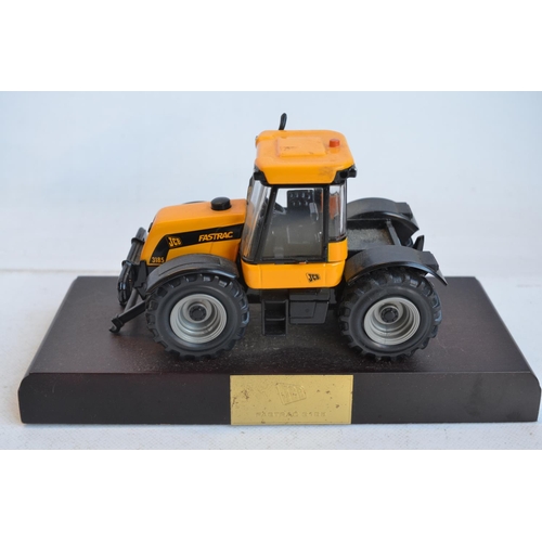 1235 - Collection of JCB themed models to include 1/32 scale Britain's licence built gold plated 414S Farm ... 