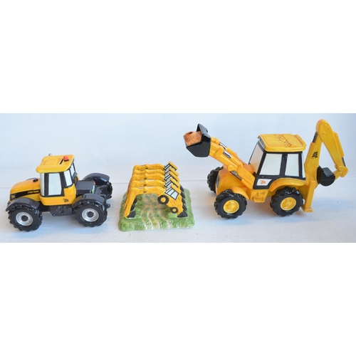 1235 - Collection of JCB themed models to include 1/32 scale Britain's licence built gold plated 414S Farm ... 