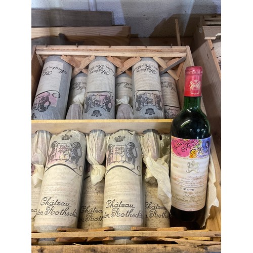 1262 - Chateau Mouton Rothschild, 1970, with marc Chagall label. 12btls in wooden case