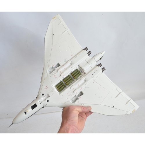 1249 - Boxed Corgi 1/72 scale limited edition Avro Vulcan B.2 with (bombload) XL319 35 Sqn RAF, Scampton ea... 