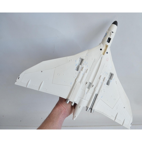 1250 - Boxed Corgi 1/72 scale limited edition Avro Vulcan B.2, XL321 617 Sqn RAF Scampton 1964 in white ant... 