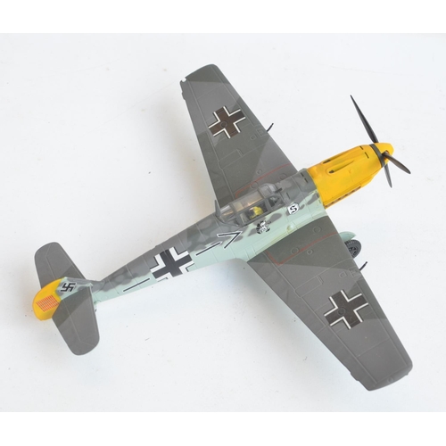 1262 - Four 1/48 scale diecast WWII Luftwaffe fighter/fighter bomber aircraft models from The Armour Collec... 