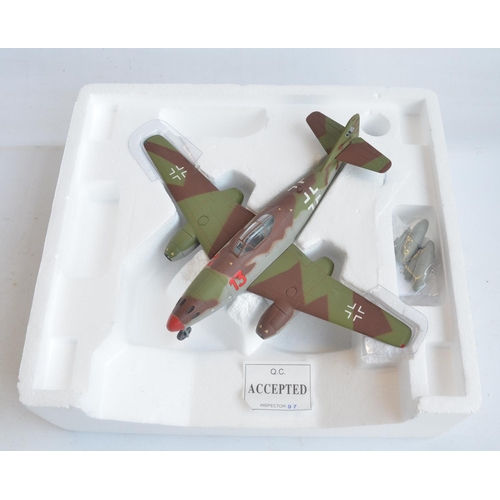 1262 - Four 1/48 scale diecast WWII Luftwaffe fighter/fighter bomber aircraft models from The Armour Collec... 