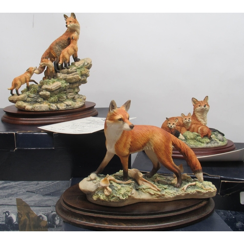 749 - Border Fine Arts foxes, incl 'Out Foxed' FT02, H9.5cm, 'Family Forage' B0332, H11cm, 'Moving Home', ... 