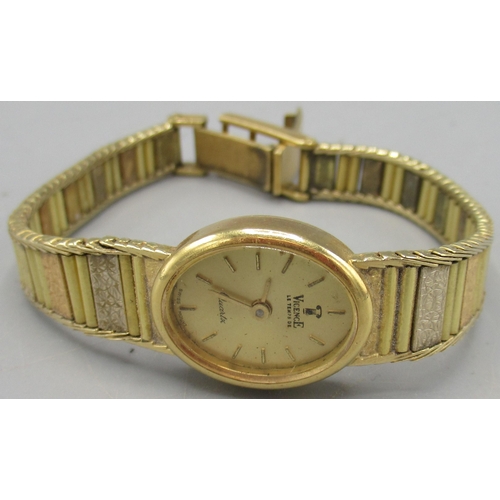 542 - Vicence ladies 18ct gold quartz wristwatch on integrated three colour gold bracelet stamped 750, sig... 