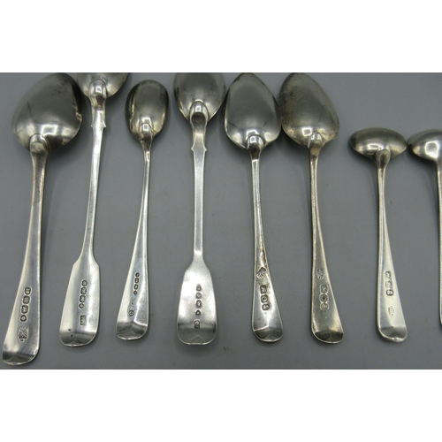 125 - Pair of George III silver monogrammed grapefruit spoons by Thomas Wallis, London 1789, a pair of Geo... 