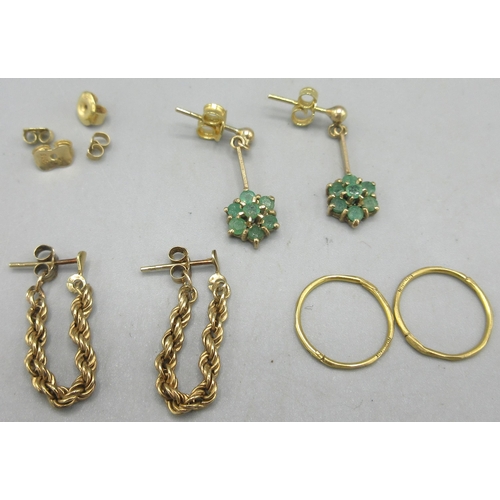 287 - 18ct yellow gold drop earrings set with emeralds in the form of a flower, 1.9g, 9ct yellow gold rope... 