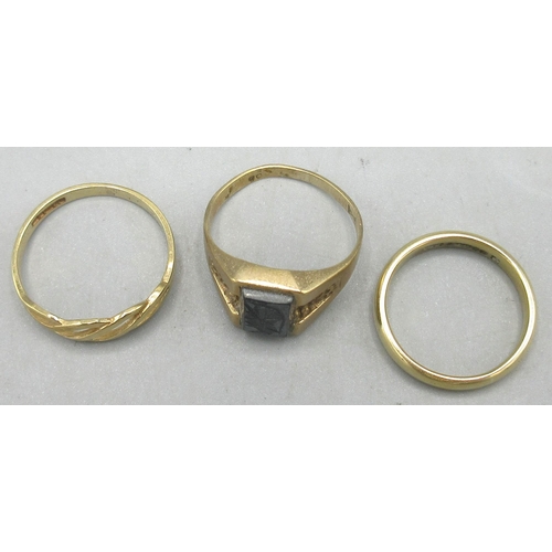 290 - 9ct yellow gold ring set with roman style intaglio face, size J, 9ct yellow gold band, size I, and a... 