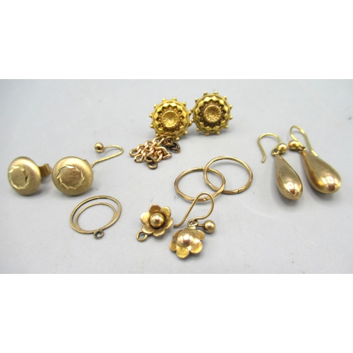 30 - 9ct yellow gold earrings, including drop and studs, 4.39g, all stamped 375 or 9ct, and scrap yellow ... 