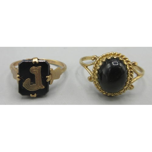 151 - 9ct yellow gold signet ring, the onyx panel set with initial J, size L, and a 9ct yellow gold ring s... 