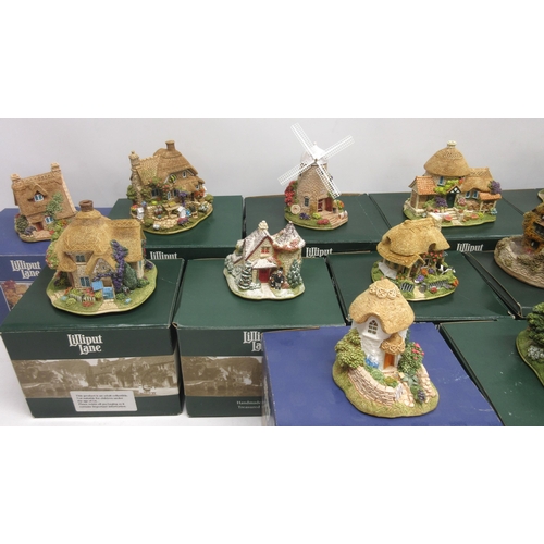 331 - Collection of fifteen Lilliput Lane Cottages incl, The Chocolate Box, Little Bee, Belle Isle, Make a... 