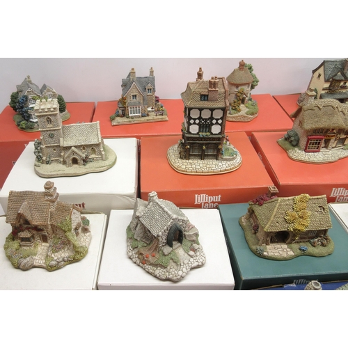 333 - Collection of fifteen Lilliput Lane cottages incl, Rosemary Cottage, Appleby East, The Toy Shop, Rai... 