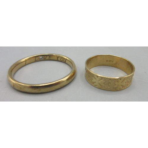 47 - 9ct yellow gold band ring, with engraved 