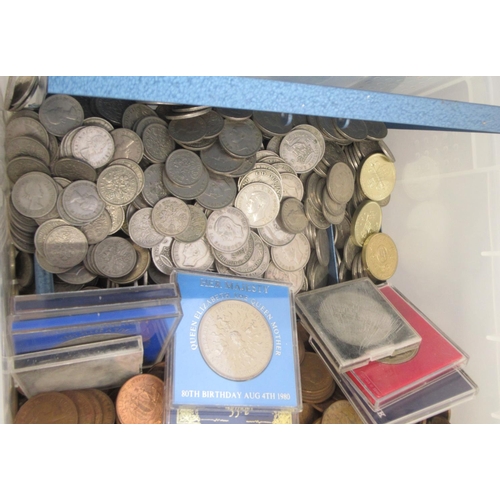 777 - Collection of C20th GB pennies, & half pennies, collection of post-1947 shillings, crowns, six pence... 