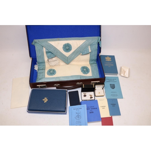 219 - Freemasonry / Masonic interest - leather case containing a number of books relating to Freemasonry c... 