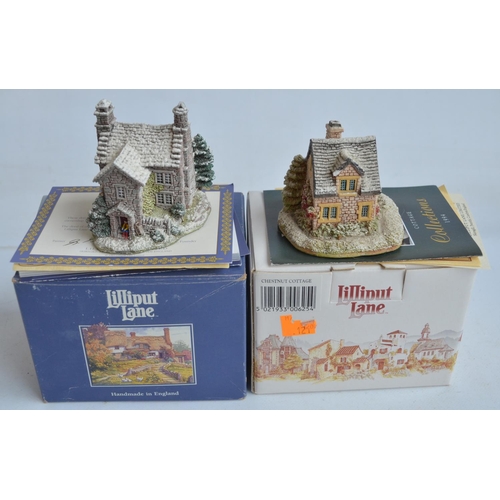 346 - Nine winter themed Lilliput Lane cottages to include The Star Inn, Chestnut Cottage, Hollytree House... 