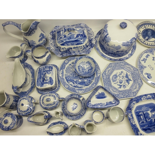 271 - Collection of Spode dinner and tea ware, majority in the Italian Garden pattern incl scalloped edge ... 