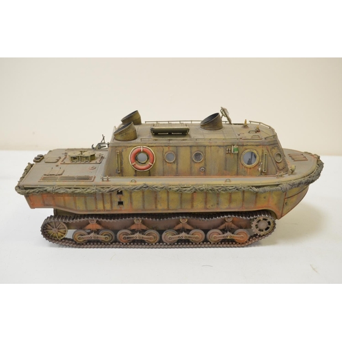 1316 - Twelve built highly detailed and very well constructed 1/35 scale plastic armour model kits, mostly ... 