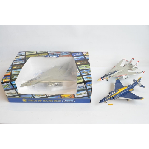 1269 - Three 1/48 scale diecast US Navy American fighters from The Armour Collection to include a boxed Gru... 