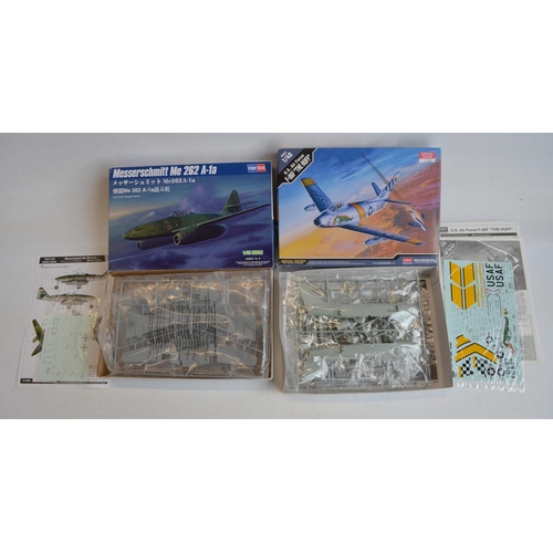 1276 - Collection of mostly unstarted 1/48 and 1/32 scale plastic model kits to include 2x 1/48 Hasegawa F-... 