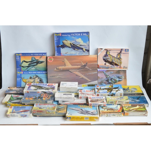 1277 - Collection of 1/72 scale RAF/RN/AAC plastic model kits (mostly unstarted, please note almost all wit... 